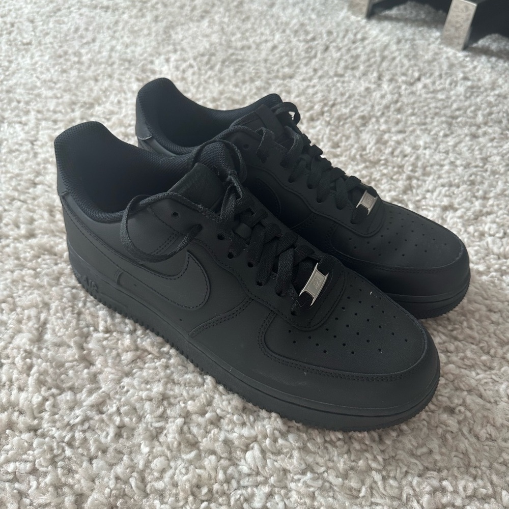 Men's Black Air Force 1’s